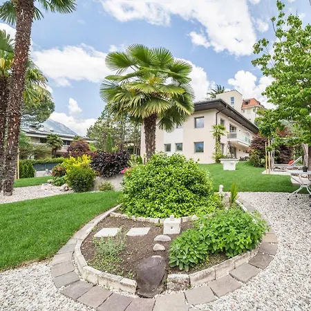 Maia Garden Apartment Merano